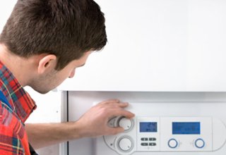 Getting Your AC Ready When Guests Arrive After Travel
